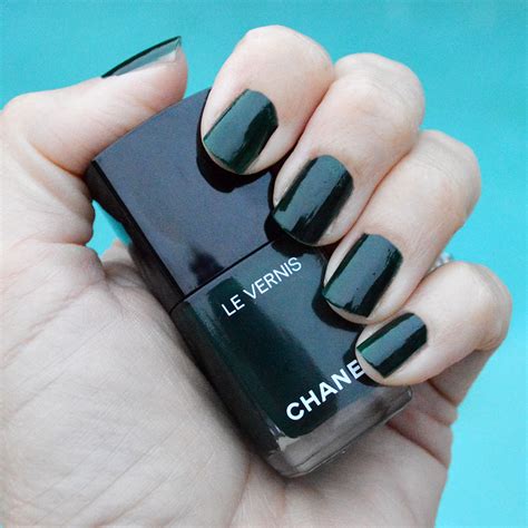 chanel nail polish pulp fiction|chanel le vernis nail polish.